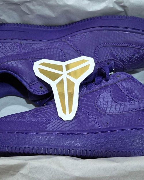 New Images Of The Kobe Bryant x Nike Air Force 1 “Court Purple”(pic1)